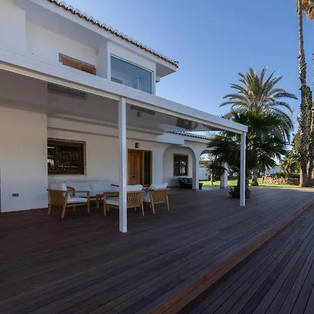 Villa Huerta 1 Manises, Jacuzzi, Sauna, Piscina-3